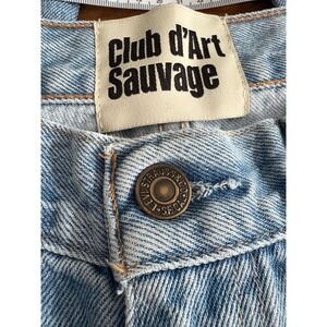 Levis Club d'Art Sauvage Jeans Frayed Hem Light Wash Vintage Style